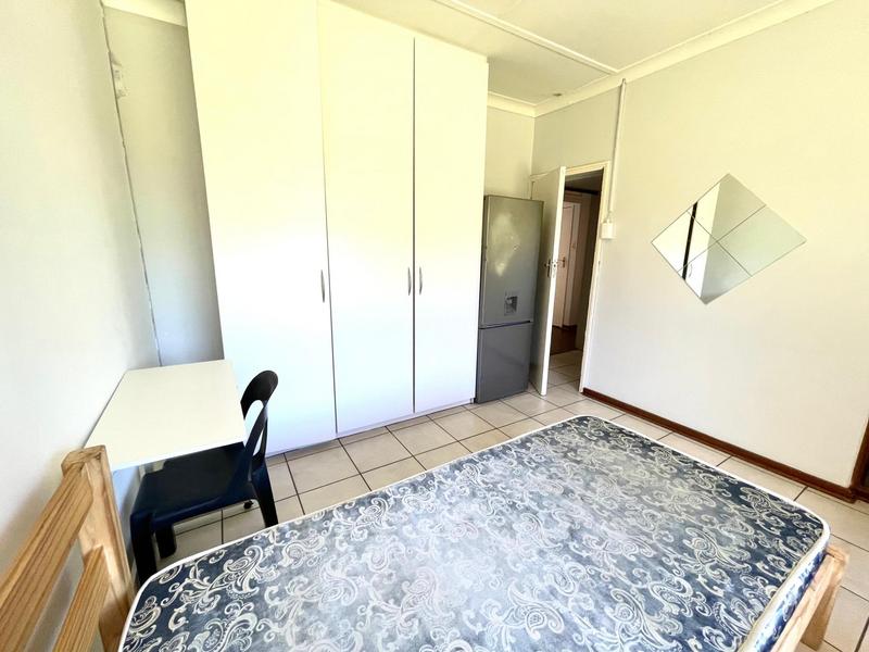 To Let 10 Bedroom Property for Rent in Bult West North West